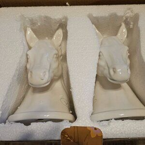 Taylor Swift Fearless Set of 2 White Horse Ceramic Bookends Rare Sold out Pretty